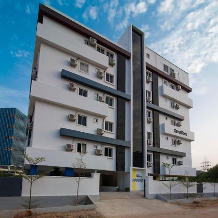 Buzz Quarter Hyderabad Exterior foto